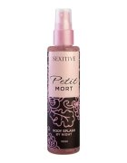 SEXITIVE Spray cu feromoni pentru corp Petit Mort Body Splash pentru femei note de bergamotă scorțișoară și afine 100 ml