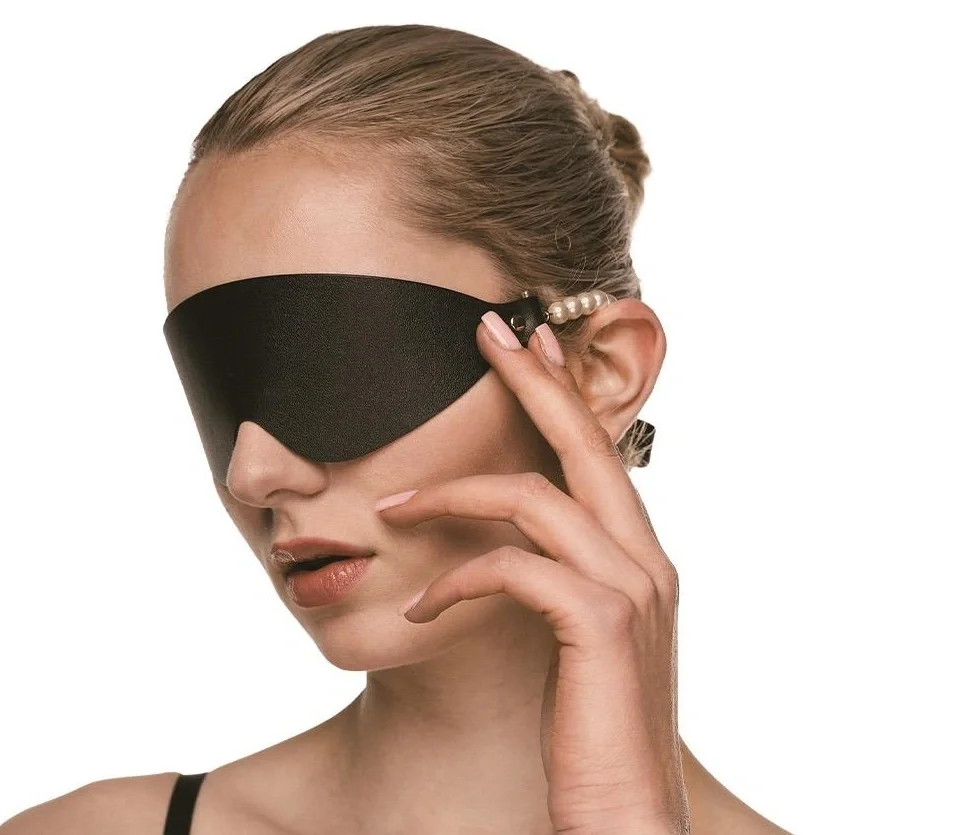 Guilty Pleasure Masca de Ochi Boudoir Pearl Bindfold Curele din Perle
