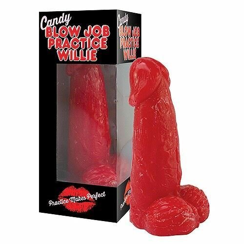 Spencer & Fleetwood Bomboana Penis In Marime Naturala Blowjob Practice Willie