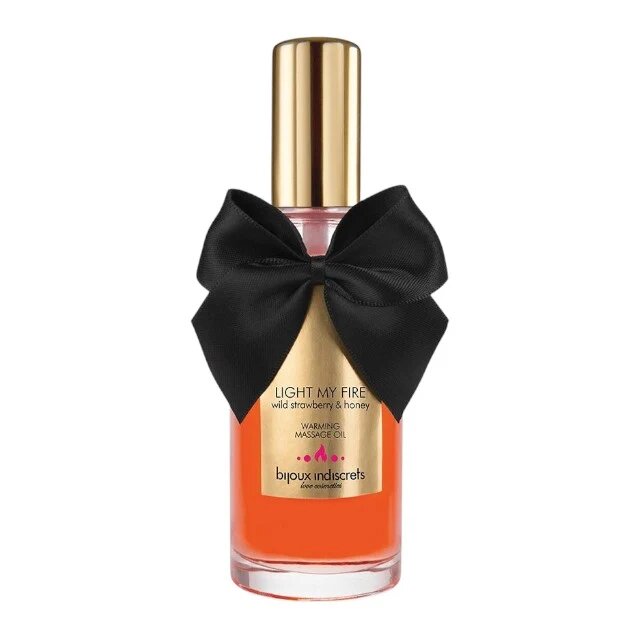 Bijoux Indiscrets Ulei de masaj Light My Fire Wild Strawberry cu efect de încălzire aromă de căpșuni și miere 100 ml