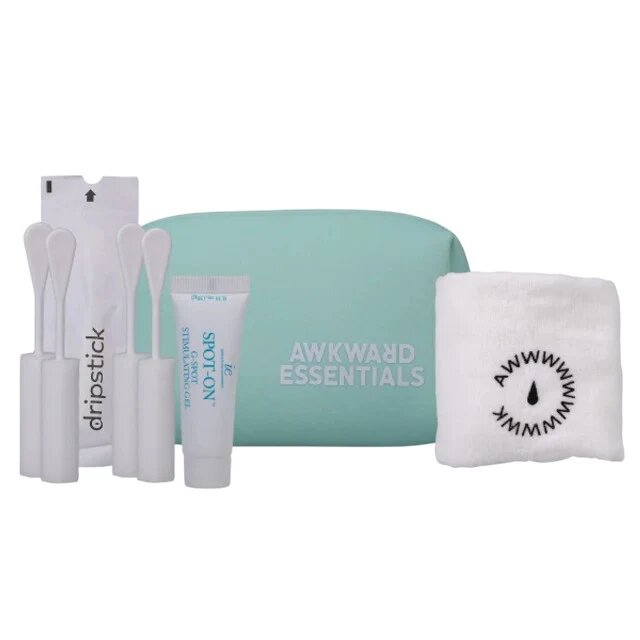 Doc Johnson Set DRIPSTICK Starter Set cu 5 bureți pentru curățare după sex prosop gel de stimulare și geantă de transport