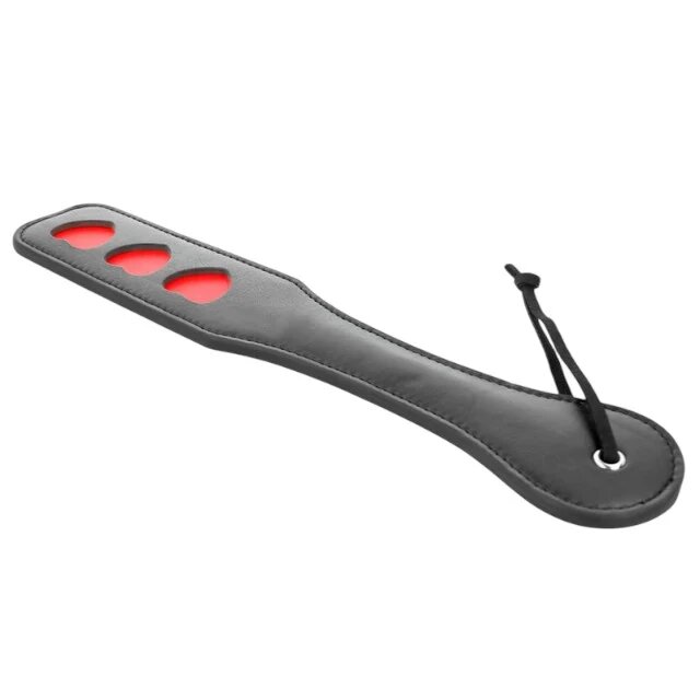 KINK Paleta - HEART pentru jocuri erotice BDSM din piele cu inimioare negru/rosu 32 X 6 CM